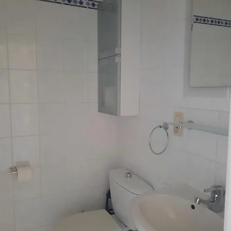 アパート Cozy 1-bedroom With Sea View T144 ミデルケルケ